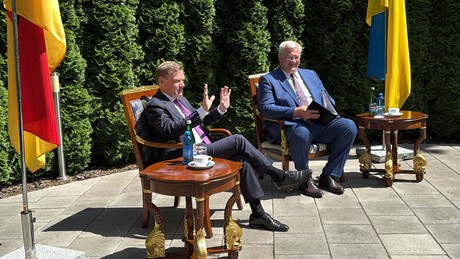 Kiew-Besuch: Wadephul zu Gast im "Bombenterror"