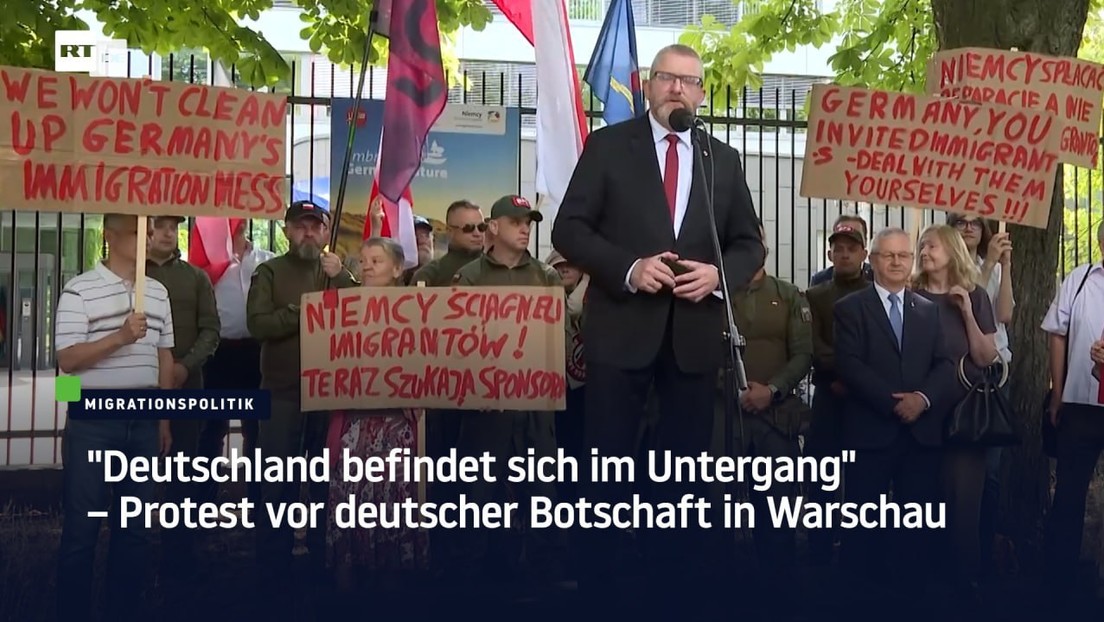 "Deutschland befindet sich im Untergang" – Protest vor deutscher Botschaft in Warschau
