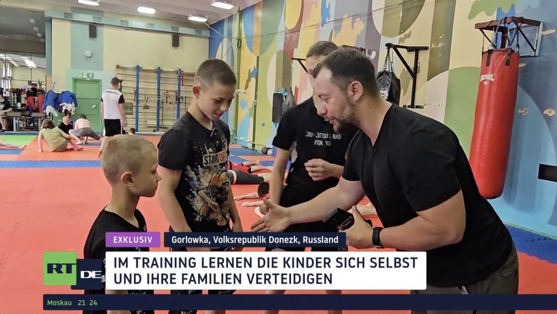 RT-DE-Exklusiv: Donbass-Kampfklub stärkt Kinder im Schatten des Konflikts