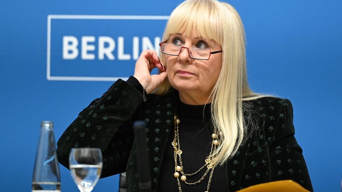 Der rot-schwarze Senat von Berlin präsentiert "den deutschen Pass per Mausklick"