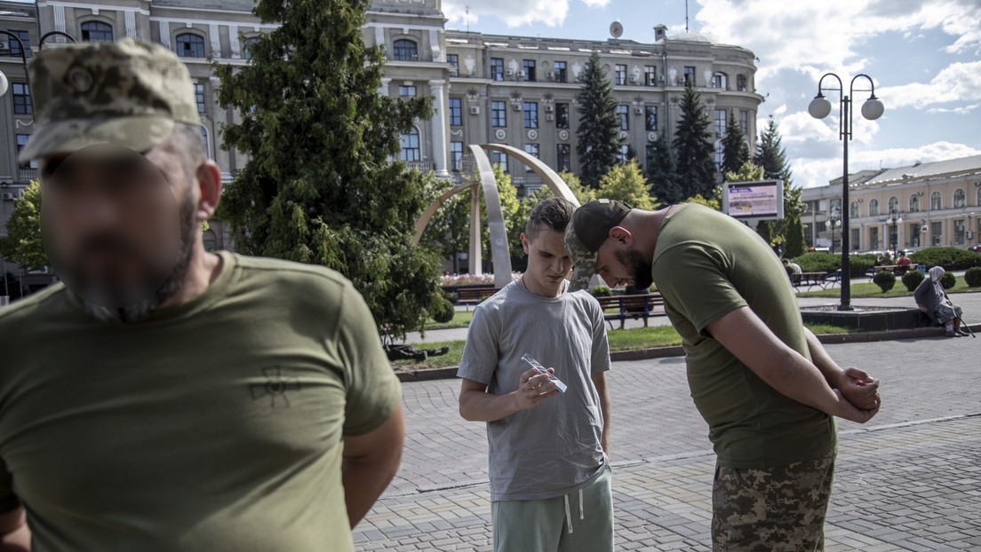 Ukraine: Europarat "alarmiert" über Todesfälle und Folter im Zusammenhang mit Zwangsrekrutierung
