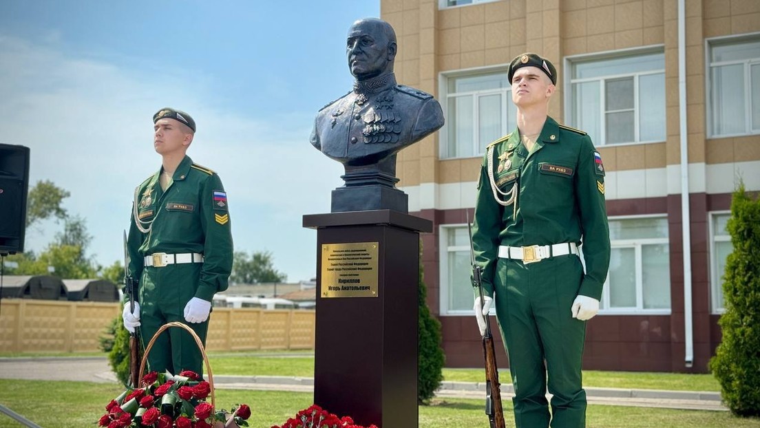 Büste für bei ukrainischem Anschlag getöteten Generalleutnant Kirillow eingeweiht