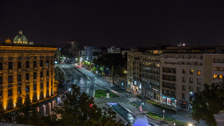 Proteste in Serbien: Demonstranten blockieren Straßen und Kreuzungen in Belgrad