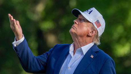 Liveticker Ukraine-Krieg – Trump: Denke über neue Sanktionen gegen Russland nach