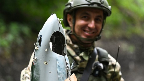 Liveticker Ukraine-Krieg: Russische Luftabwehr zerstört in der Nacht 99 ukrainische Drohnen