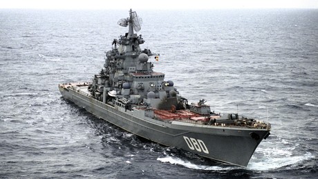 "Admiral Nachimow" – Russland nimmt größtes Atom-Kriegsschiff der Welt wieder in Betrieb