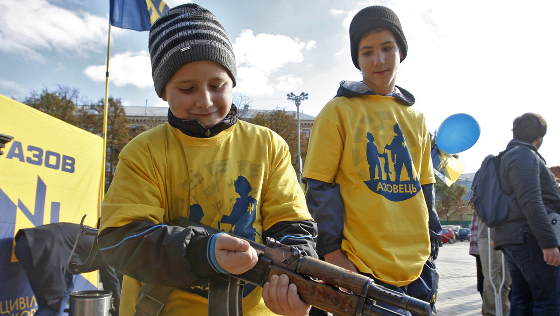 Vorbereitung auf Krieg ab fünf Jahren – Ukrainische Rekrutierer fordern neues Tiefstalter