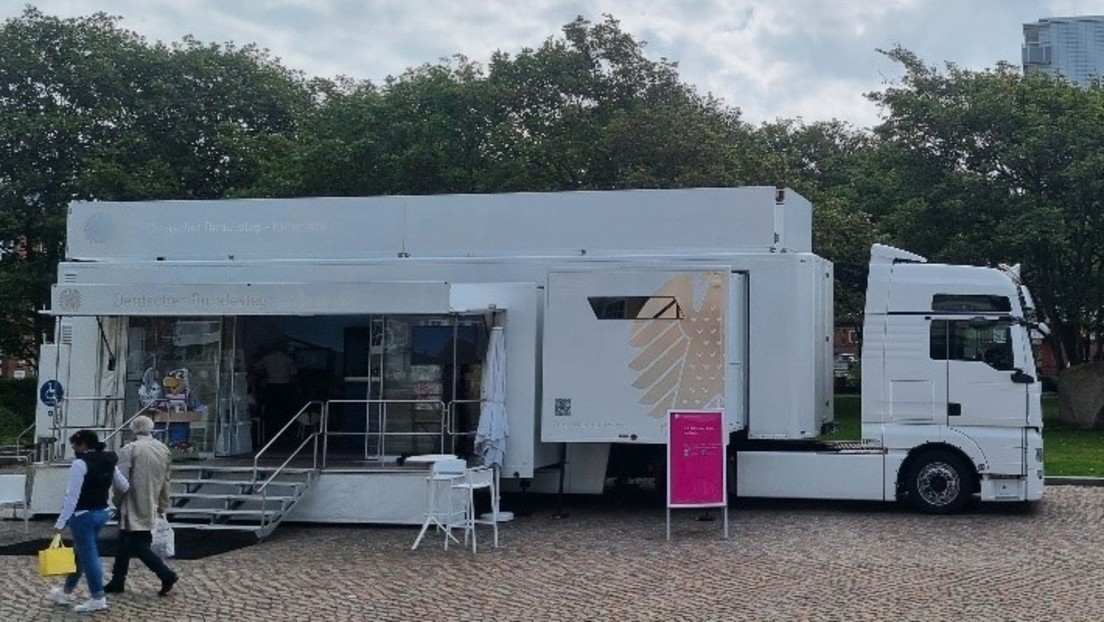 Infomobil vom Bundestag auf Sylt – Nötigung in der Urlaubszeit