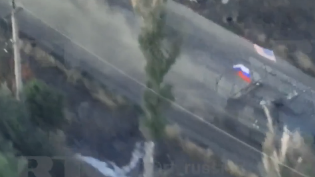Tauwetter im Osten: Russischer Panzer trägt auch US-Flagge (VIDEO)