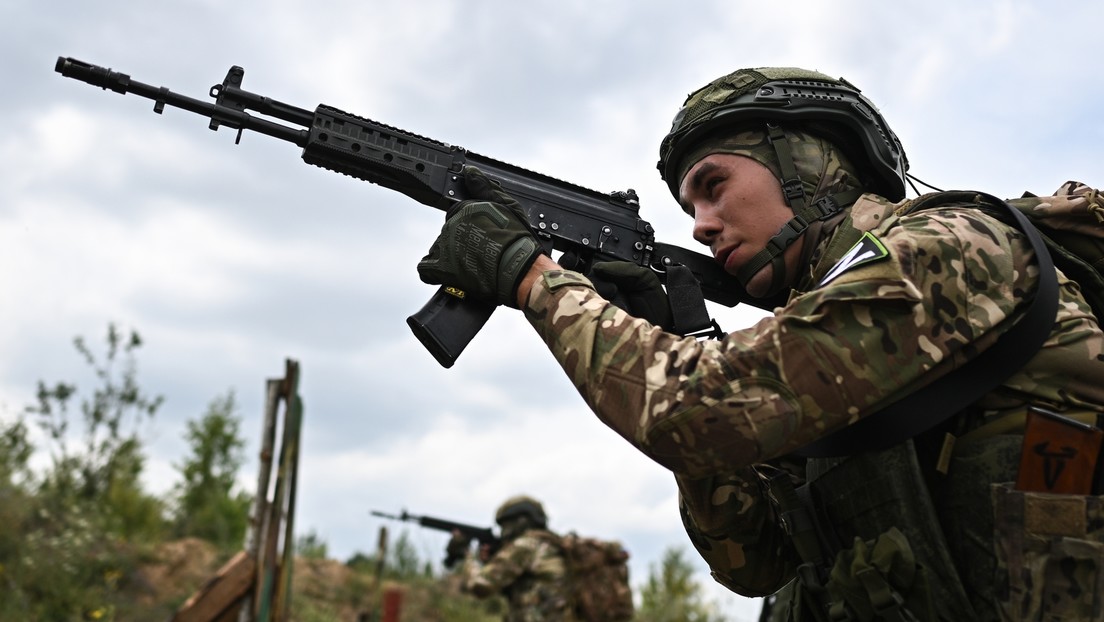 Liveticker Ukraine-Krieg: Russische Soldaten durchbrechen ukrainische Verteidigung bei Borowaja