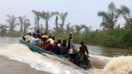 Bootsunglück in Nigeria: Dutzende Menschen vermisst