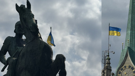 "Neutrale" Schweiz hisst erneut Ukraine-Flaggen und wundert sich, dass kein Putin-Gipfel kommt
