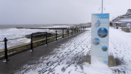 "Erderhitzung" – "verursacht" durch manipulierte Klimadaten und nicht existierende Wetterstationen
