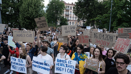 Kriegsrecht in der Ukraine: Demonstrationen nur noch mit Genehmigung des Militärs