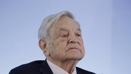 Der Kampf beginnt: Donald Trump fordert George Soros heraus