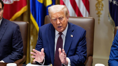 Trump verspricht trilaterales Treffen mit Putin und Selenskij