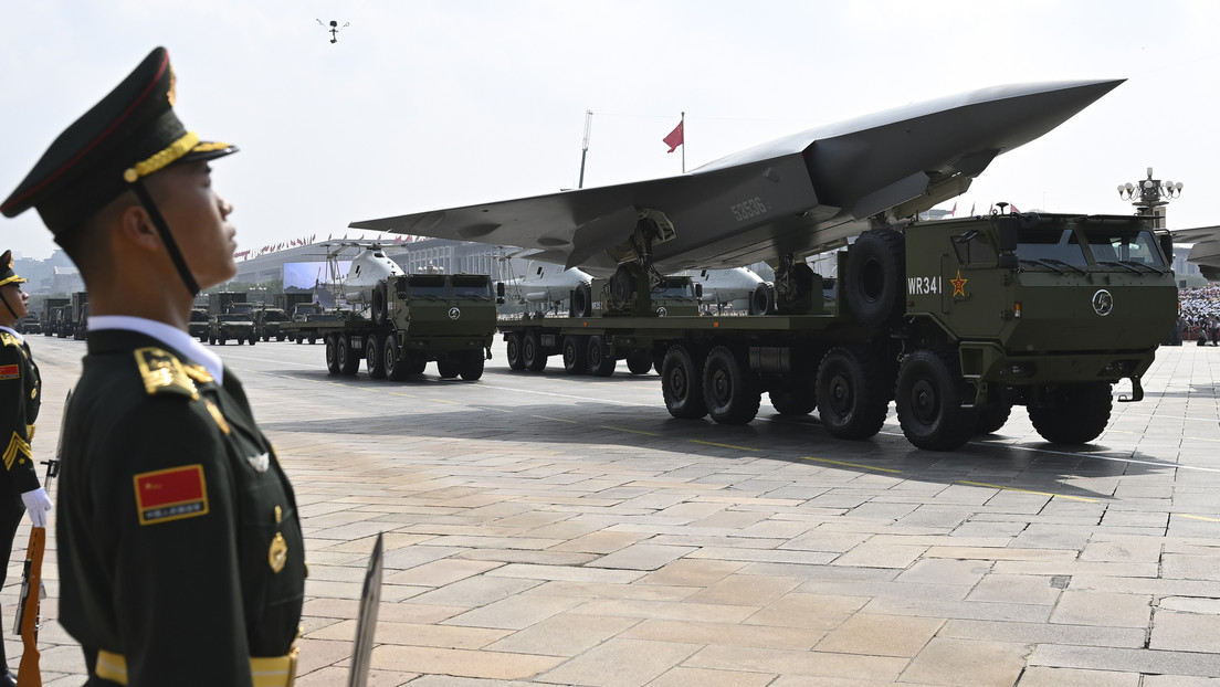 Siegesparade: China präsentiert erstmals Kampfflugzeuge der fünften Generation