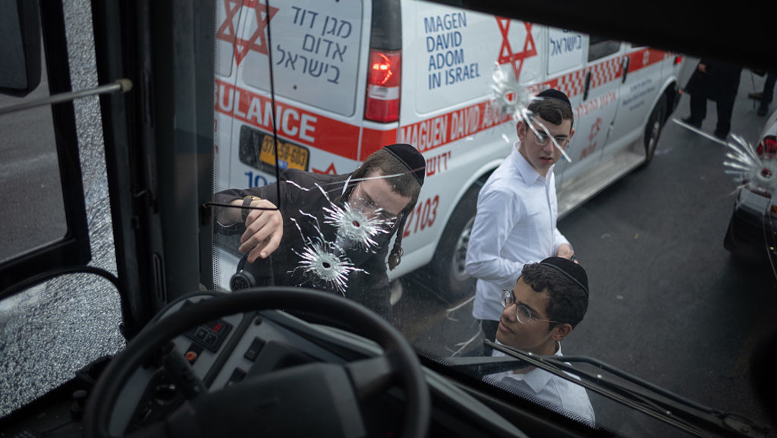 Ostjerusalem: Sechs Tote und mehrere Verletzte nach bewaffnetem Angriff auf Bus