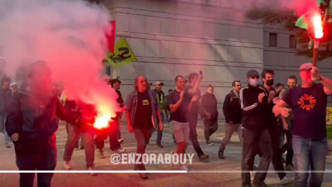 Frankreich: Kampftag gegen Sozialabbau – Gewerkschafter stürmen Finanzministerium
