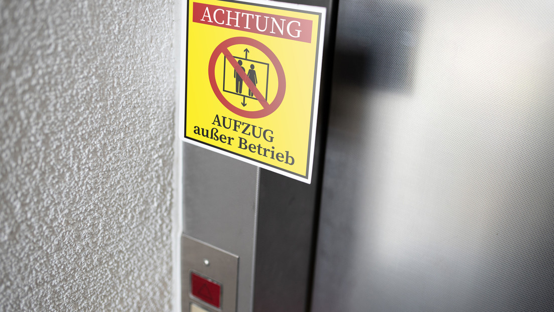 Berlin: Rentner stirbt beim Gang in den 18. Stock - Fahrstuhl seit Monaten defekt