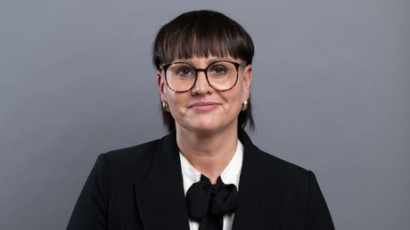 Linken-Politikerin: Chrupalla-Privatspende an Grundschule "demokratiefeindlich"