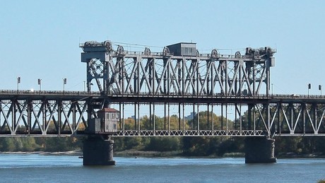 Angriff auf Dnjepr-Brücke: Neue Phase der militärischen Sonderoperation hat begonnen