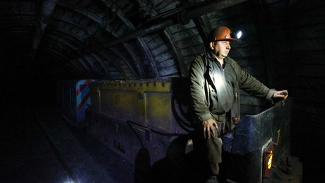 Liveticker Ukraine-Krieg: Russische Armee nimmt größtes Bergwerk der DVR unter Kontrolle