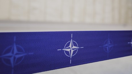 Die Unterwanderung der Demokratie: USA – NATO – WEF (Teil 1)
