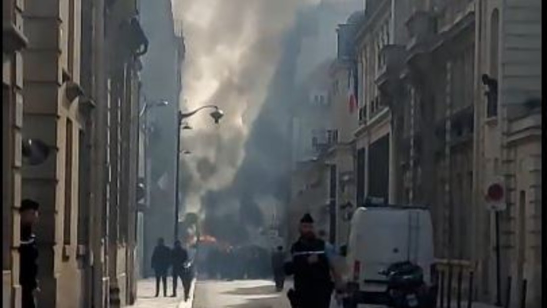 Paris: Explosionen vor Residenz des Premierministers gemeldet