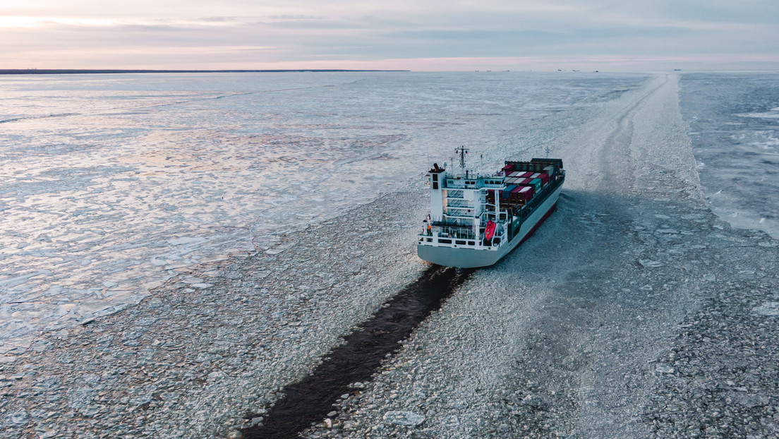 Russland und China kurz vor Rekord im Containertransport über Nördlichen Seeweg