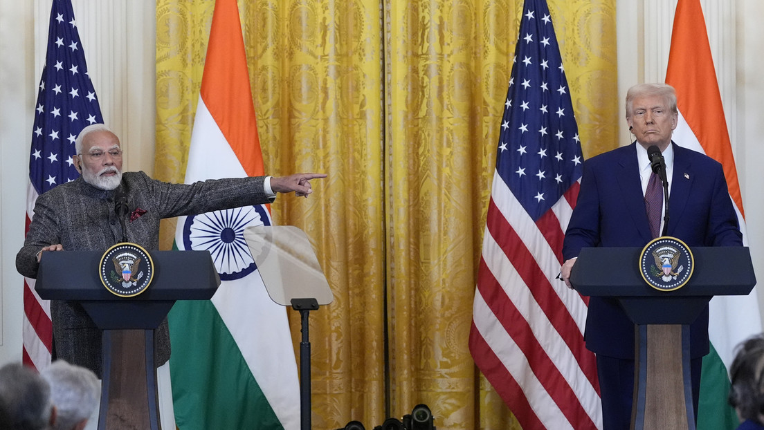 Reuters: Indien reduziert nach Druck aus Washington russische Ölimporte um 50 Prozent