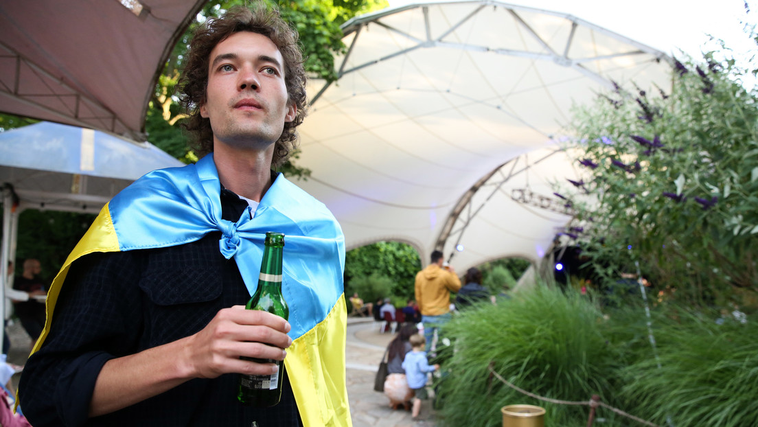 Deutsche Städte werden Ziel junger Ukrainer: Flucht vor dem Selenskij-Regime
