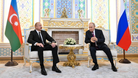 Ukrainische Drohnen und russische Raketen – Putin offenbart Umstände der AZAL-Flugkatastrophe
