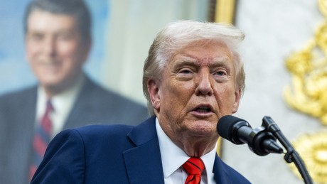 Trump kündigt neue Strafzölle auf Waren aus China an