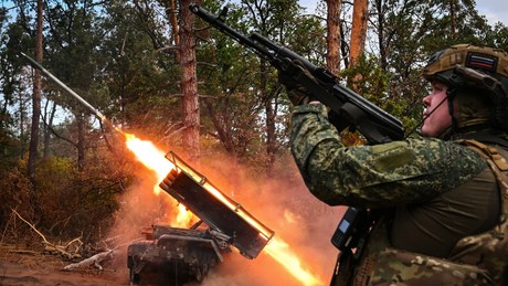 Liveticker Ukraine-Krieg: Alle Inseln in der Dnjepr-Aue bei Cherson unter russischer Kontrolle