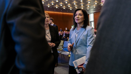 Ausnahmen für Rosneft-Deutschland befristet oder unbefristet? Verwirrung um Katherina Reiche