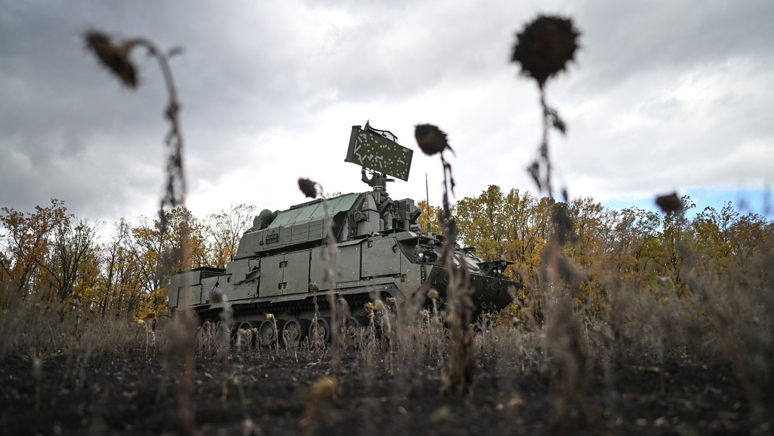 Liveticker Ukraine-Krieg: Russische Luftabwehr zerstört in der Nacht 98 gegnerische Drohnen