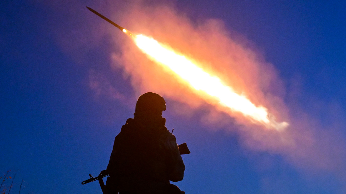 Liveticker Ukraine-Krieg: Russische Drohnen greifen ukrainische Infrastruktur in der Nacht an