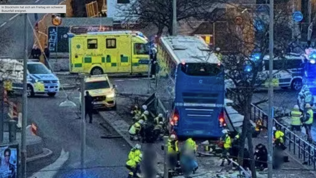 Schwerer Unfall in Stockholm: Bus rammt Haltestelle, mehrere Tote