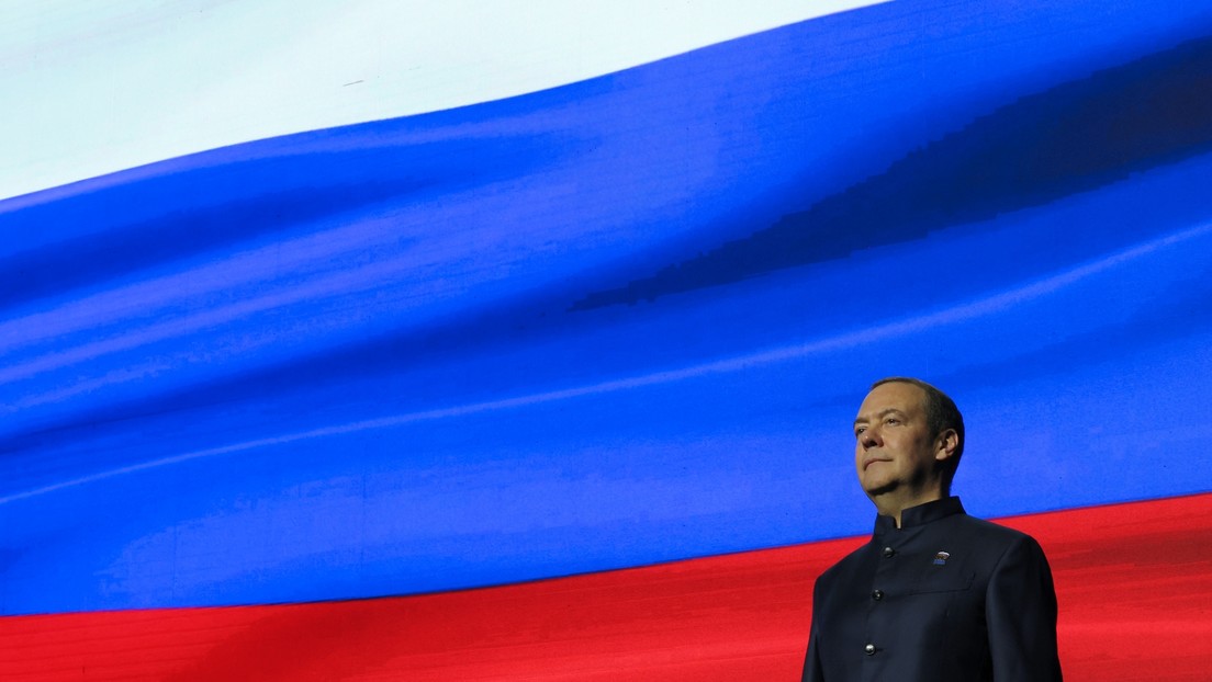 Liveticker Ukraine-Krieg: Medwedew schätzt Enddatum militärischer Sonderoperation