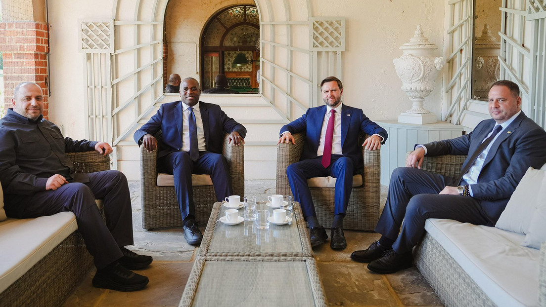 Korrupter Waffenhandel: Ehemaliger Verteidigungsminister der Ukraine verwickelt