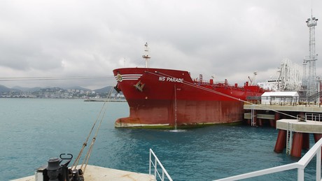 Liveticker Ukraine-Krieg: Ukrainische Drohnen lösen Brand auf Tanker im russischen Hafen Tuapse aus