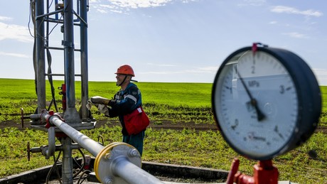 Bericht: Russische Ölexporte nach Indien steigen trotz westlicher Sanktionen