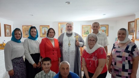 Bei Fluchtversuch auf russische Seite: Ukrainische Truppen töten orthodoxen Priester und Familie
