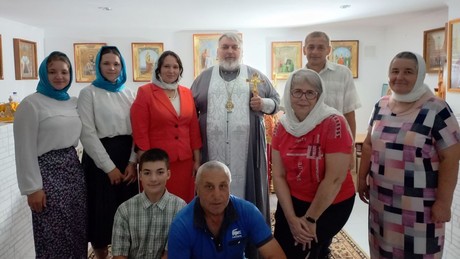 Bei Fluchtversuch auf russische Seite: Ukrainische Truppen töten orthodoxen Priester und Familie