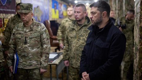 Ukrainischer Abgeordneter: Selenskijs Umfragewerte nach Korruptionsskandal eingebrochen