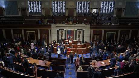 US-Repräsentantenhaus erzwingt Freigabe der Epstein-Akten