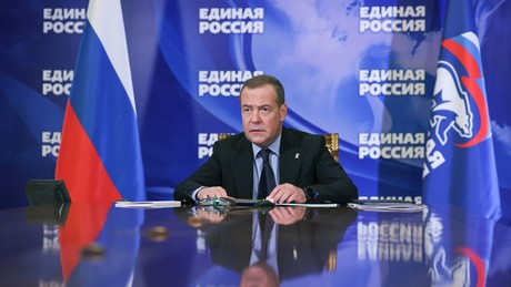 Liveticker Ukraine-Krieg – Medwedew: Tod des "neonazistischen Regimes in Kiew" ist unvermeidlich
