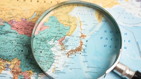 Die Sieger des Zweiten Weltkriegs sind dazu gezwungen, die Verlierer erneut zu bestrafen