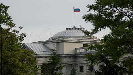 Zu nah am Verteidigungsministerium: Polnische Abgeordnete fordern Verlegung der russischen Botschaft